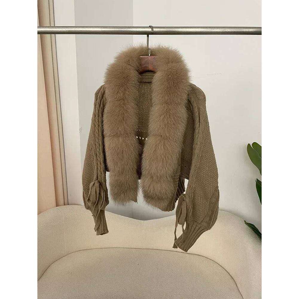 Winter New Fashion Knitting Cardigan Placket Women Casual Real Fox Coat Short Warm Knitted Jacket With Natural Fur