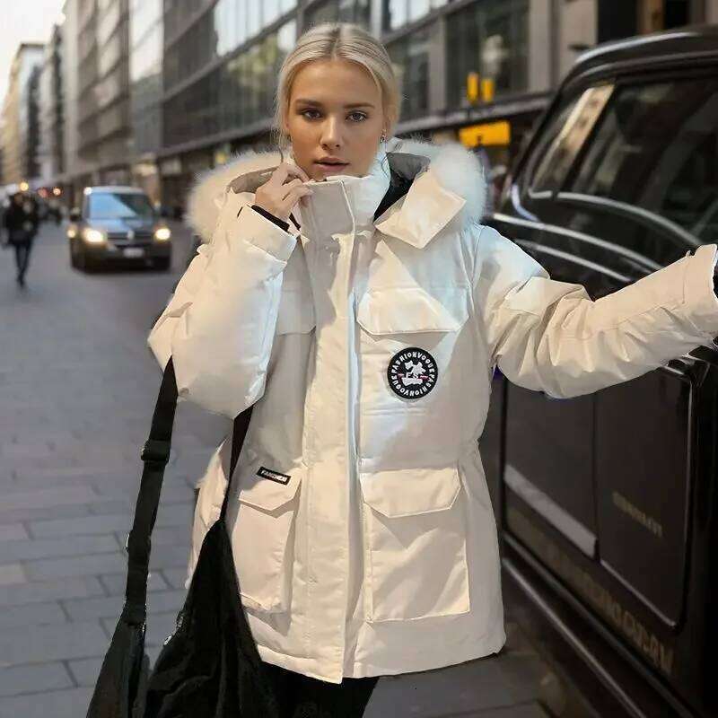 2025 New Tooling Down Cotton Jacket Women's Thick Couple Design Sense Fur Collar Parkas Coat Women Winter