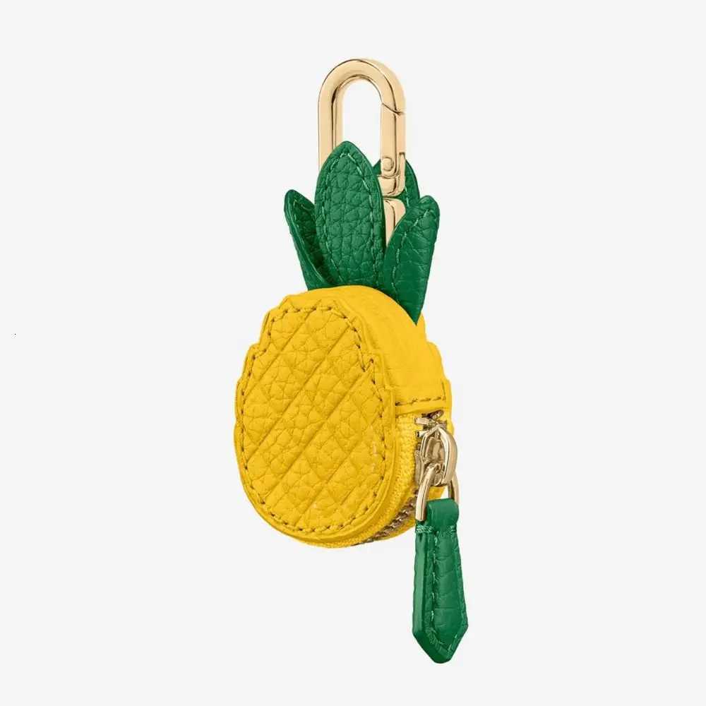 Creative Cute Fruit Shape Coin Purse Coin Bag Keychain PU Leather Pendant Korean Style Zipper Fruit Keychain Mini Storage Bag Z251023