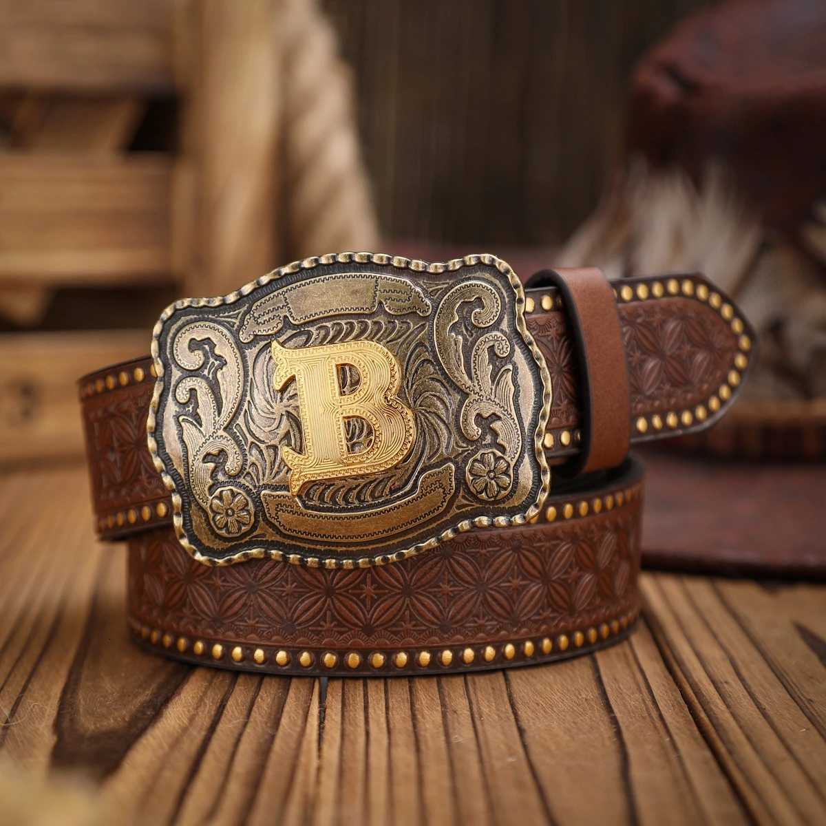 A Westernstyle PU leather belt for both men and women a classic and casual retro belt W251024