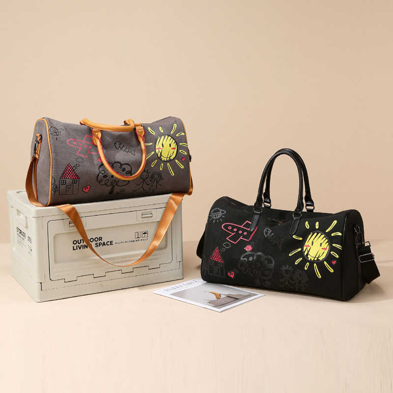 Personalized Travel Bag Trendy Stylish Storage Bag Business Trip Outdoor Travel Bag Casual Large Capacity Handheld Crossbody Graffiti Bag