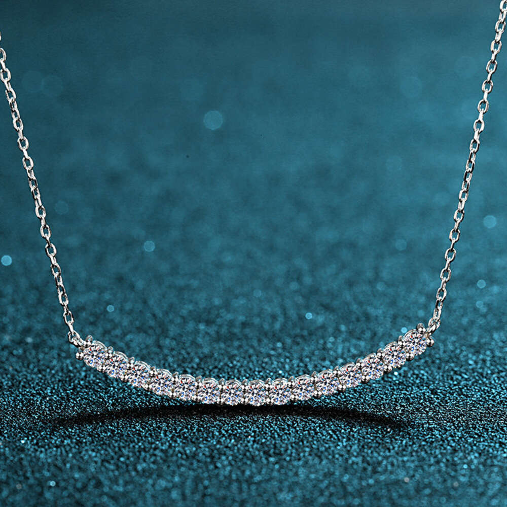 DHCollections-- S Pure Sier Necklace for Women 90% Moissanite Smiley Face Pendant Clavicle Chain