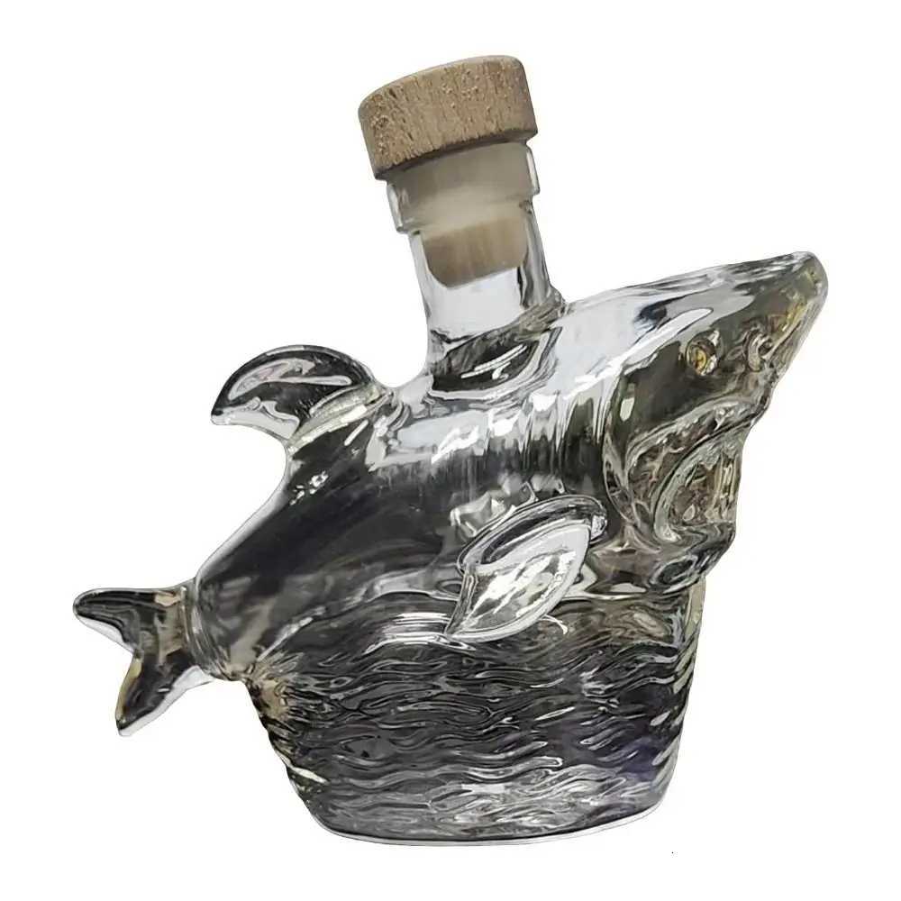 Creativity Jaws 50th Whiskey Bottle 320 Ml Shark Statue Wine Bottle 3D E Theme Statue Wine Decanter He Bar Y251024
