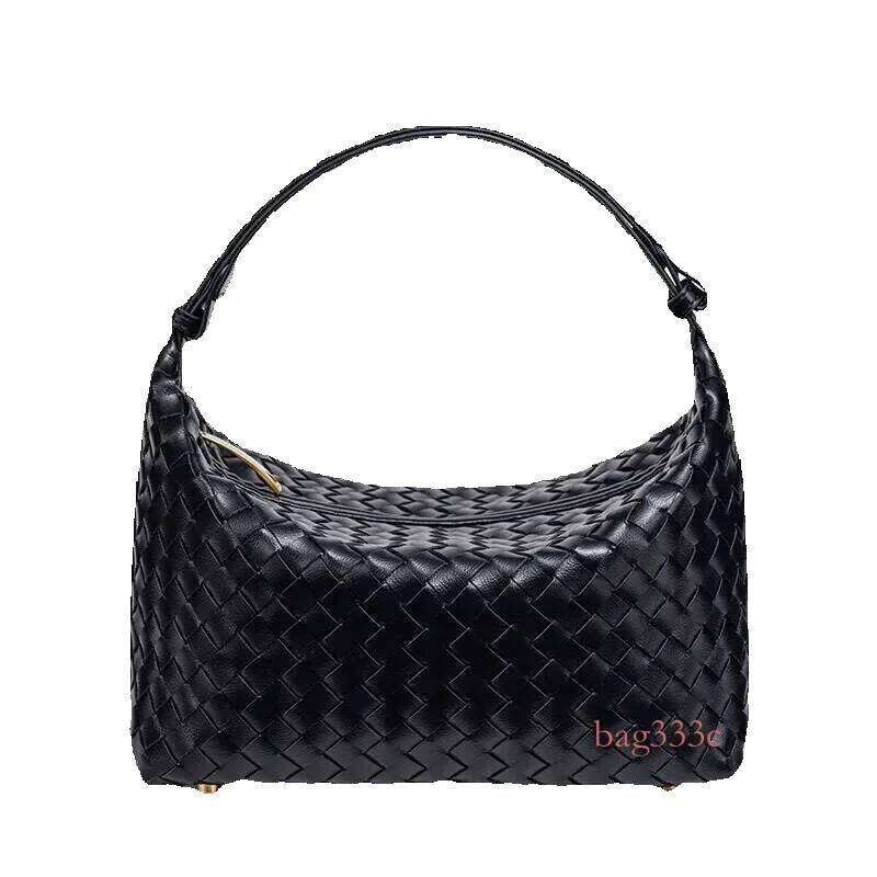 Hand-Woven Fashion Trend Single Shoulder Crossbody Casual Simple Handheld Lunch Box Bag
