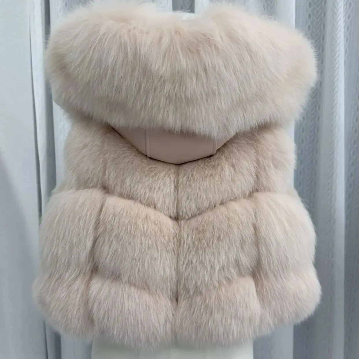 Natural Fur Vest Women Winter Coat Fashion Hoodies Thick Warm Female Short Real Sheepskin Genuine Jackets y251018