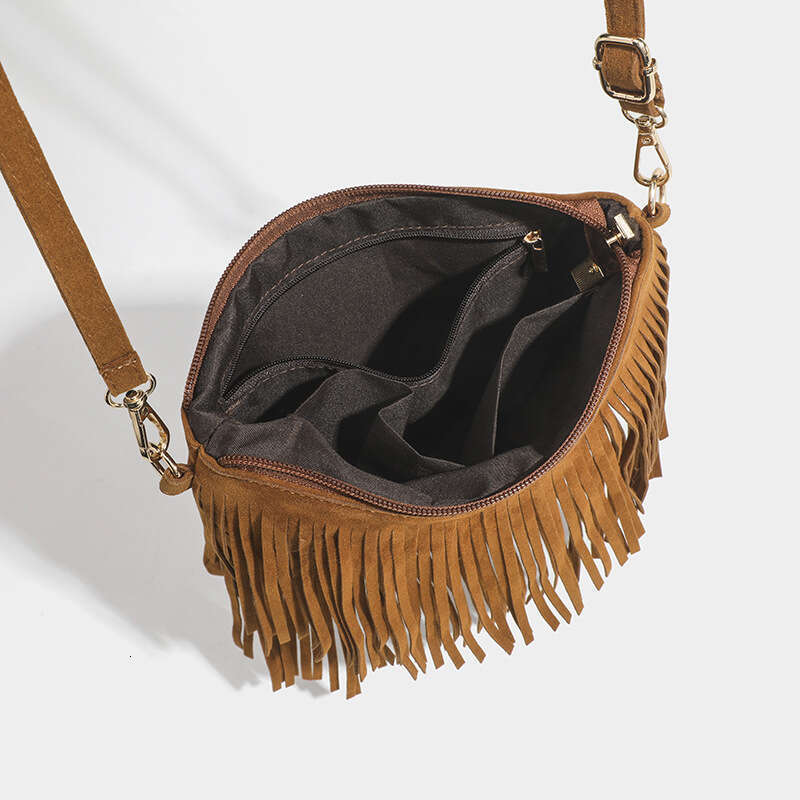 Shenglan Leather American Style New Matte Tassel Saddle Dopamine Outfit Crossbody Bag