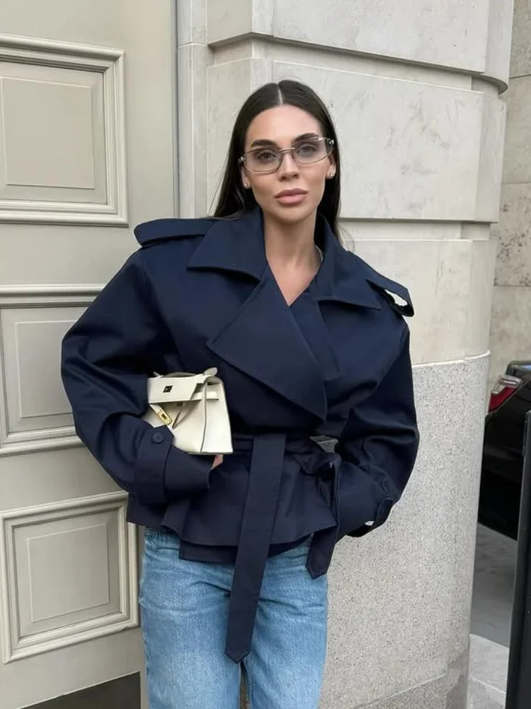 Fashion Lace Up Lapel Collar Windbreaker Women Shoulder Pat Long Sleeves Wide Coats Autumn Commute Daily Jacket 251021
