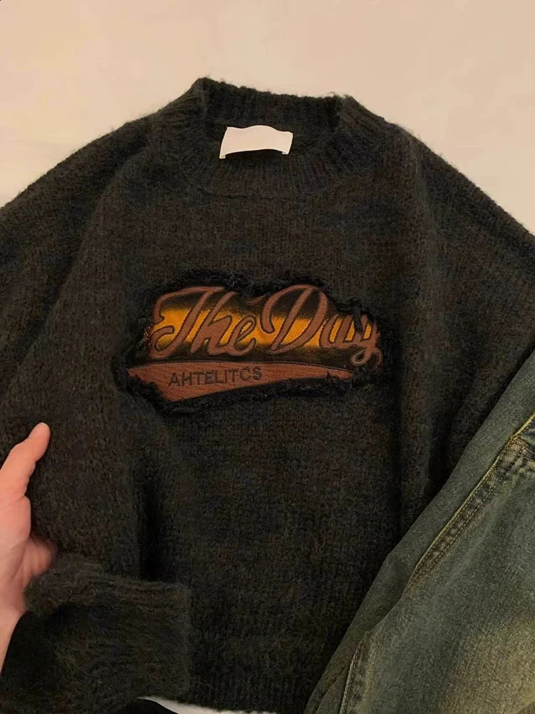 Y2K Vintage Knitted Crop Sweater Women Autumn Winter Thick Warm Female Pullovers Harajuku Loose Streetwear All Match Jumpers 251023