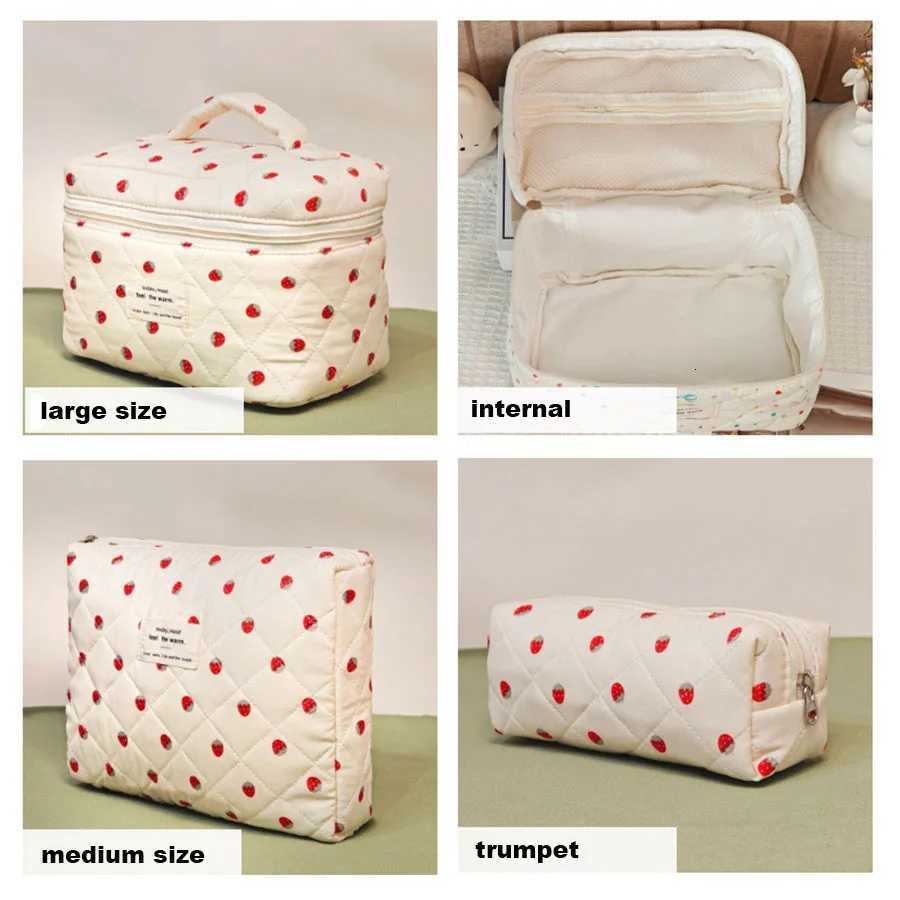 strawberry Makeup Bag Womens Cosmetic Bags Fashion Portable Cute Cosmetic Travel Storage Pouch Handbag Cotton Quilted Zipper PuT251024