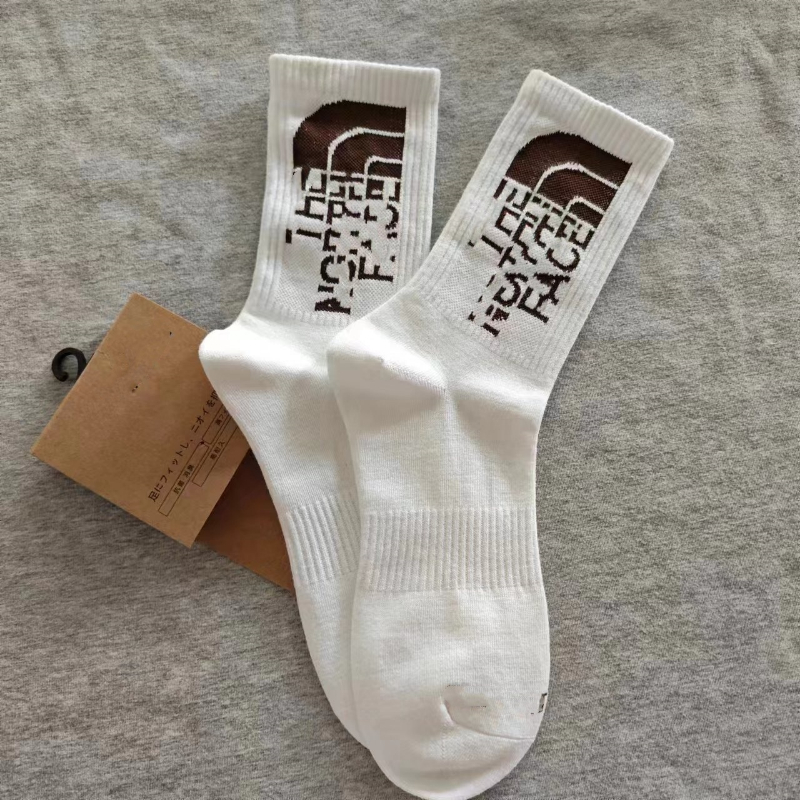 Casual Basketball Sports Socks Men's Socks Black Business Mid Length Soft Warm Autumn/winter Solid Color