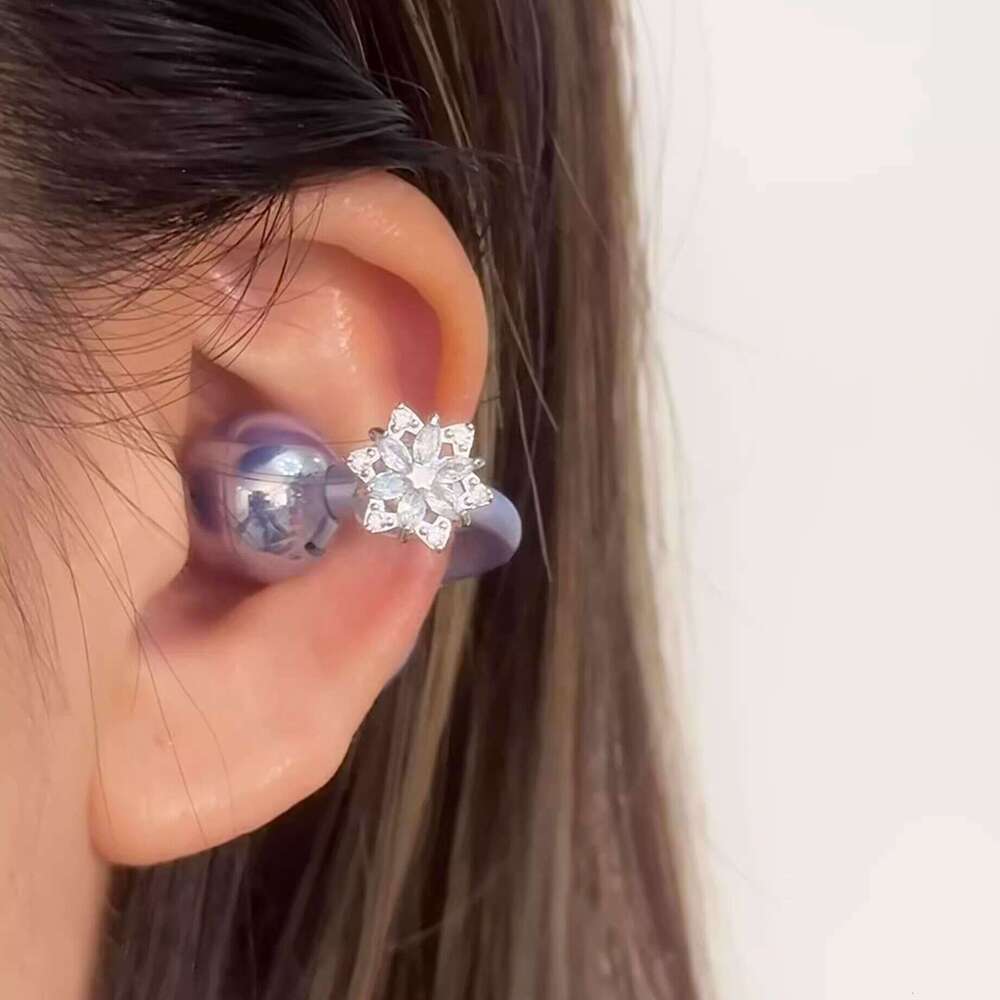DHcollections Suitable for Freeclip Earphone Drill Rotatable Romantic Frost Flower Clip Buckle Niche Sweet Style Ear Accessories