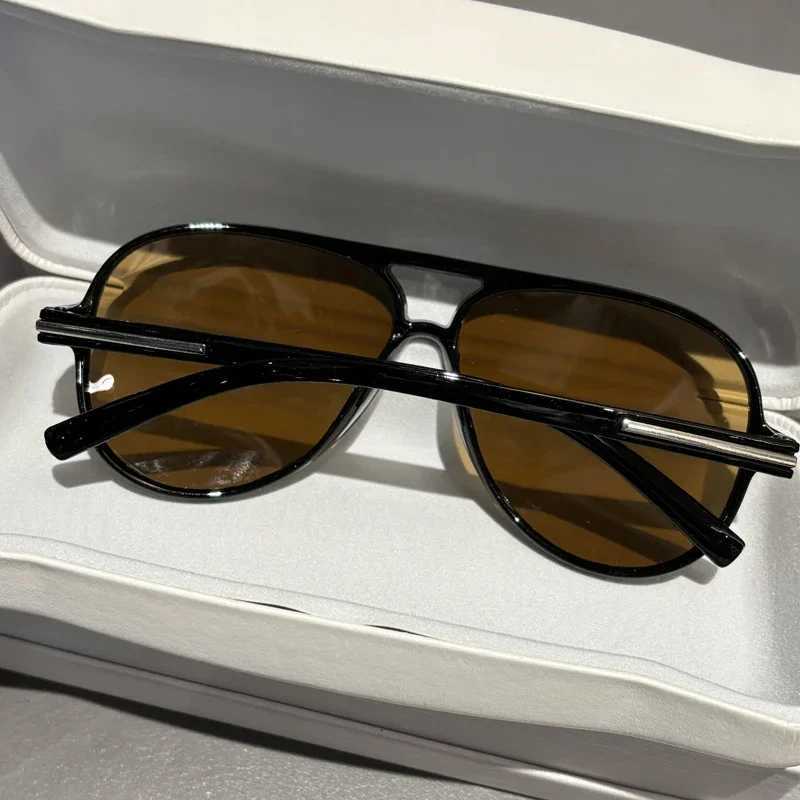 12PCS New Fashion Sunglasses for Women Men Pilot Round Eyewear Outdoor Driving Glasses UV Oculos De SolT251024