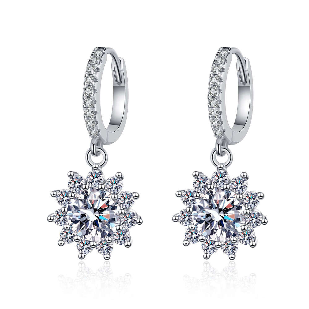 DHCollections-- Sterling Sier Earrings for Women Suower Moissanite Clips Plated PT950 Gold Ear Jewelry