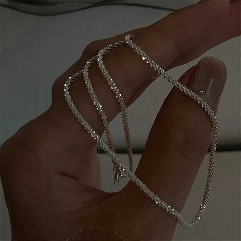 New Tren Sparkling Silver Color Choker Necklace for Women Elegant Clavicle Chain Necklace Party Wedding Collar Jewelry GiftsXJ251024