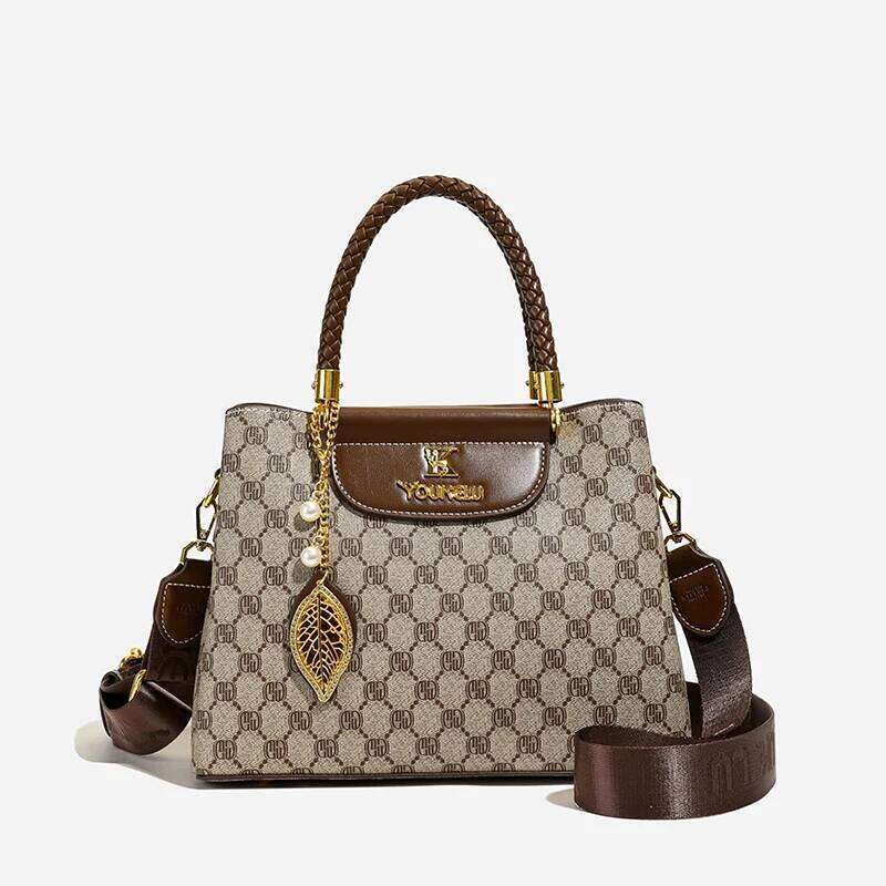 Designer bag Best Superstar Show Unique Crossbody Handbag Stylish Letter For Women Commuter Leather Large Capacity