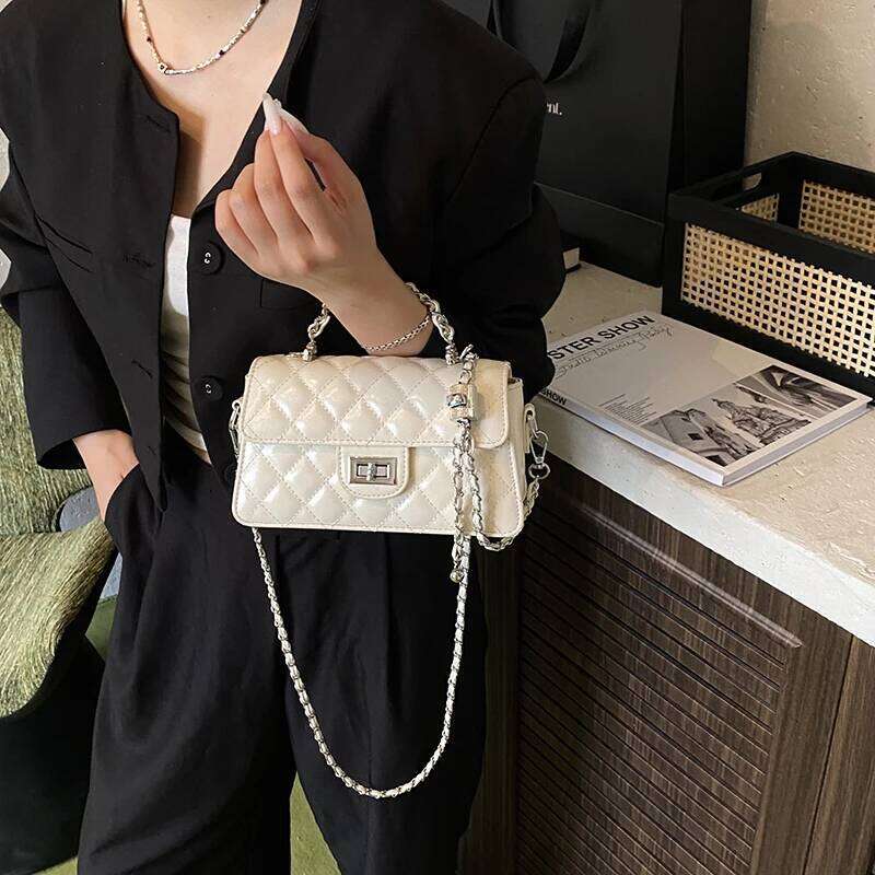 Designer bag Fashionable Women's Tote Bag Made Of Leather, Spacious And Functional, Classic Elegant Shoulder Handbag By Brand