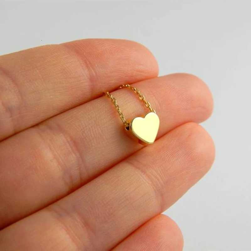 Fashion Necklaces 2022 Woman Stainl Steel Heart Pendant Necklaces Virgin Girls Jewelry Rose Gold Color Chain LinkXJ251024