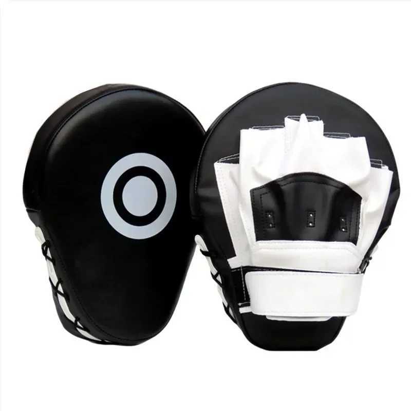 12Pcs Curved Boxing Bag Boxing Equipment Focus Punching Bags For Taekwondo Muay Thai Karate Adults Kids PU Training Paws Pads Y251023