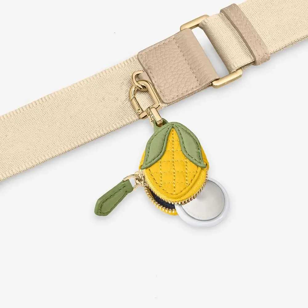Creative Cute Fruit Shape Coin Purse Coin Bag Keychain PU Leather Pendant Korean Style Zipper Fruit Keychain Mini Storage Bag Z251023