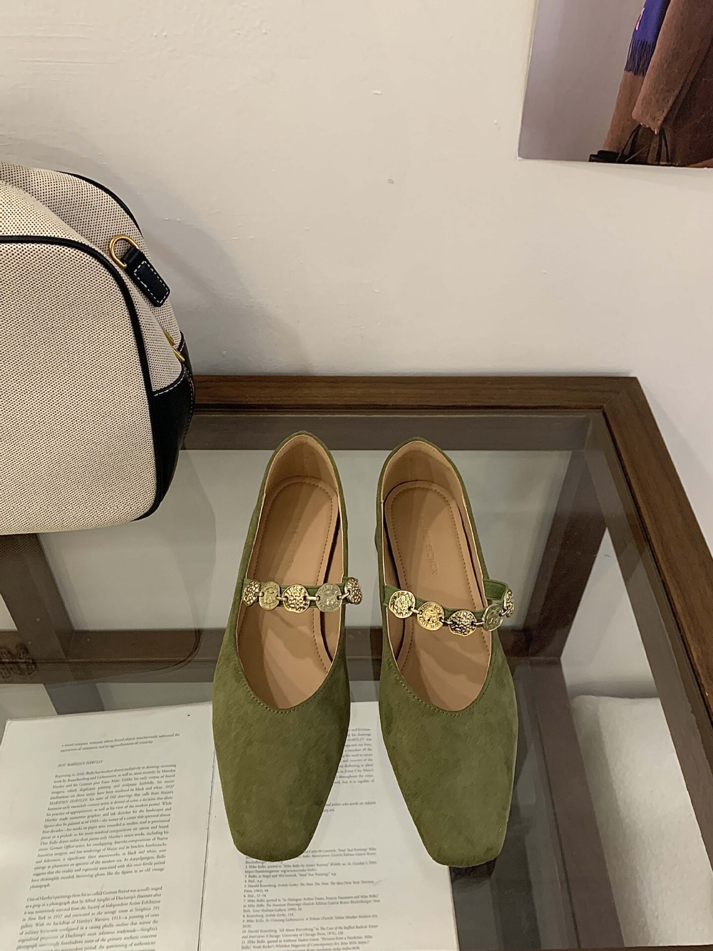 French Style Square Toe One-Strap Mary Jane for Women 2025 Spring and Autumn Shallow Low Heel Gold Coin Decoration Women's Single Shoes ddmythur