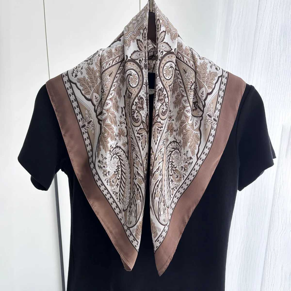 Print Shl Square Scarf for Wen Soft Satin Neckerchief Fem Hair Bands Ribbon band Bandana Y251024