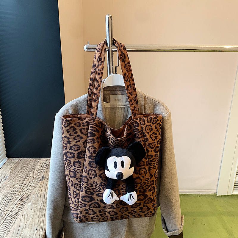 2025 Autumn New Women's Large Capacity Handheld Shoulder Bag Exquisite Simple Multi functional Outdoor Commuter Crossbody Bag Fashionable Mobile 