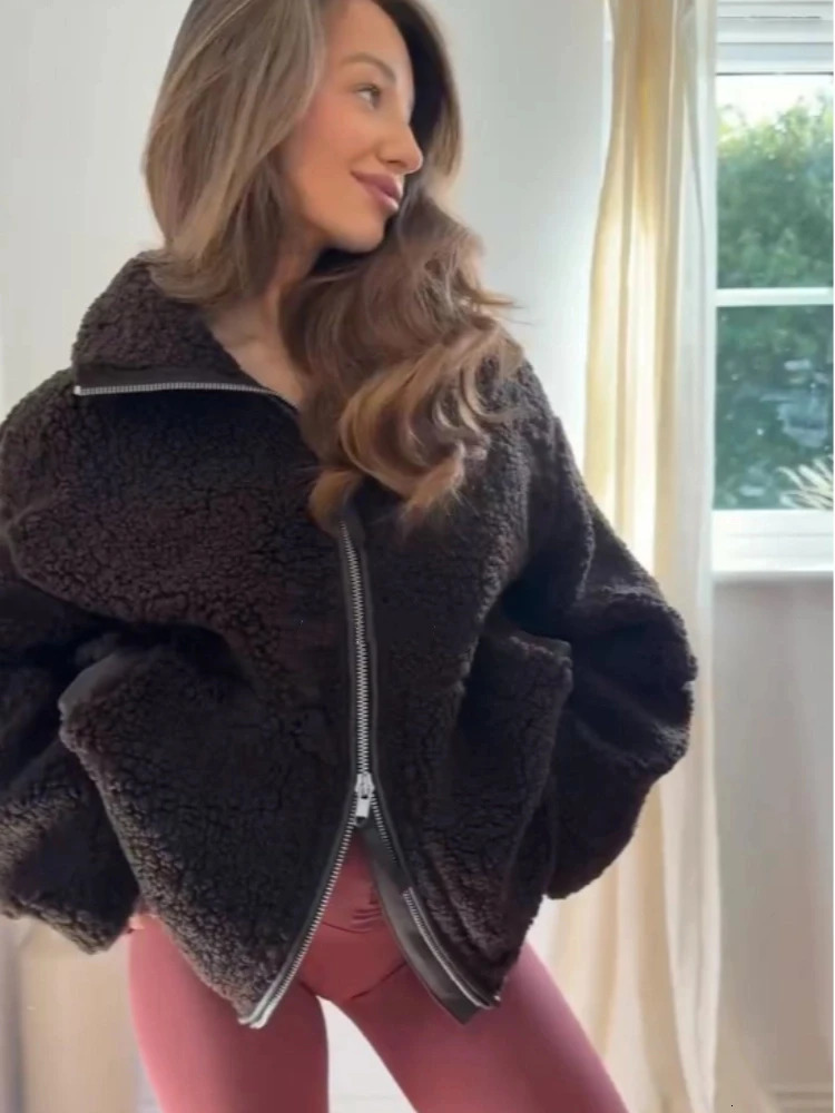 Vintage Zipper Lamb Wool Women Jacket Casual Stand Collar Long Sleeve Pocket Female Short Coats Autumn Lady Outerwear 251021