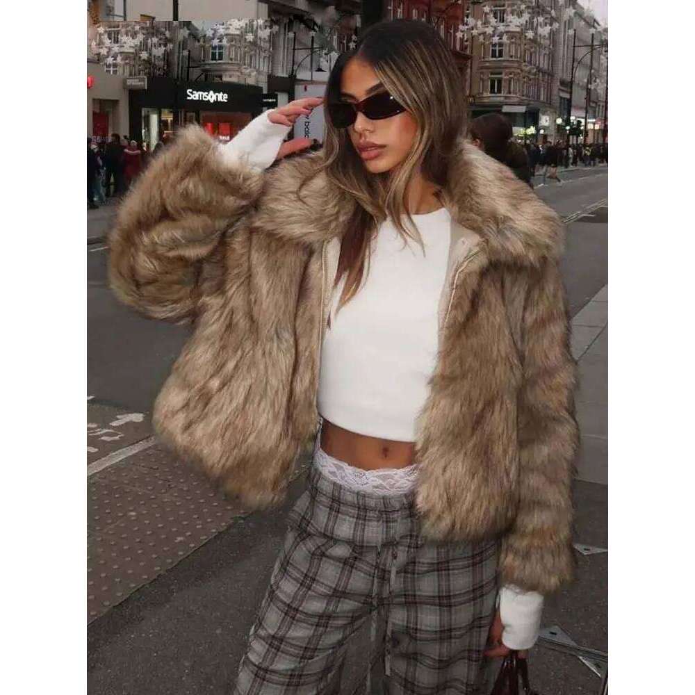 Vintage Women's Faux Fur Jackets Long Sleeve Lapel Pockets Zipper 2025 Winter Coats Lady High Street Woman Outerwear