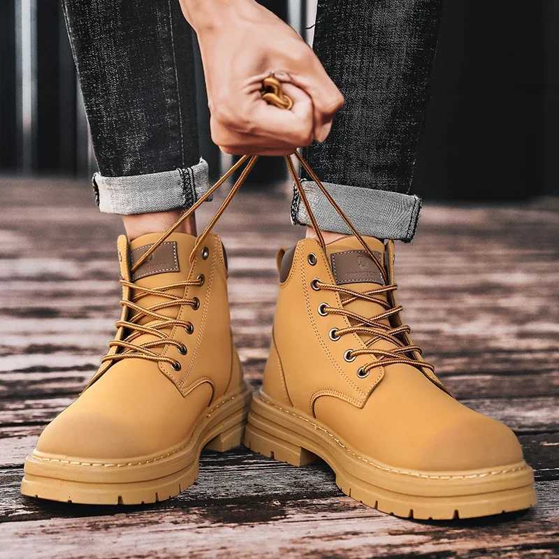 Men Retro Work Shoes Autumn Winter Thick Bottom High Top Non Slip Warm Casual Boots Leather Laceup Big Head Tooling Boots 2024 W251024