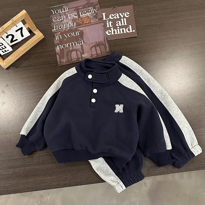 luxury kids clothing 2025 Winter Boys Outfit, Fleece-Lined Stand Collar Jogger Set, Trendy Athleisure Wear for Kids