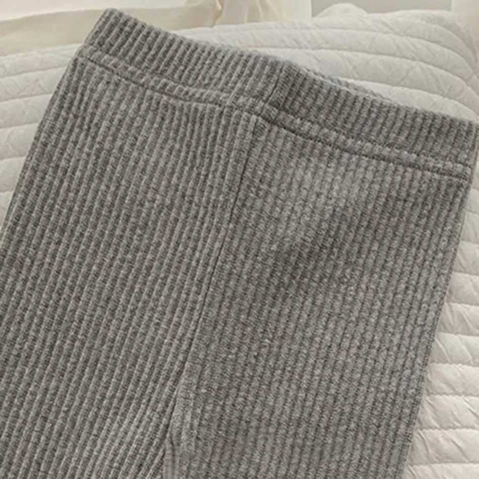 Kids Colorful Plaid Patched Feature Design Cute Warm Long Leggings Suitable Little Baby Trendy and Comfortable Clothing MatchingT251024