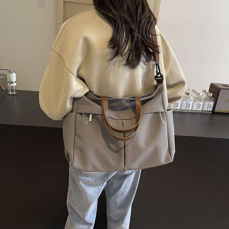 New Single Shoulder Simple Fashion Casual Women's Crossbody Large Capacity Handbag Trendy Tote Bag