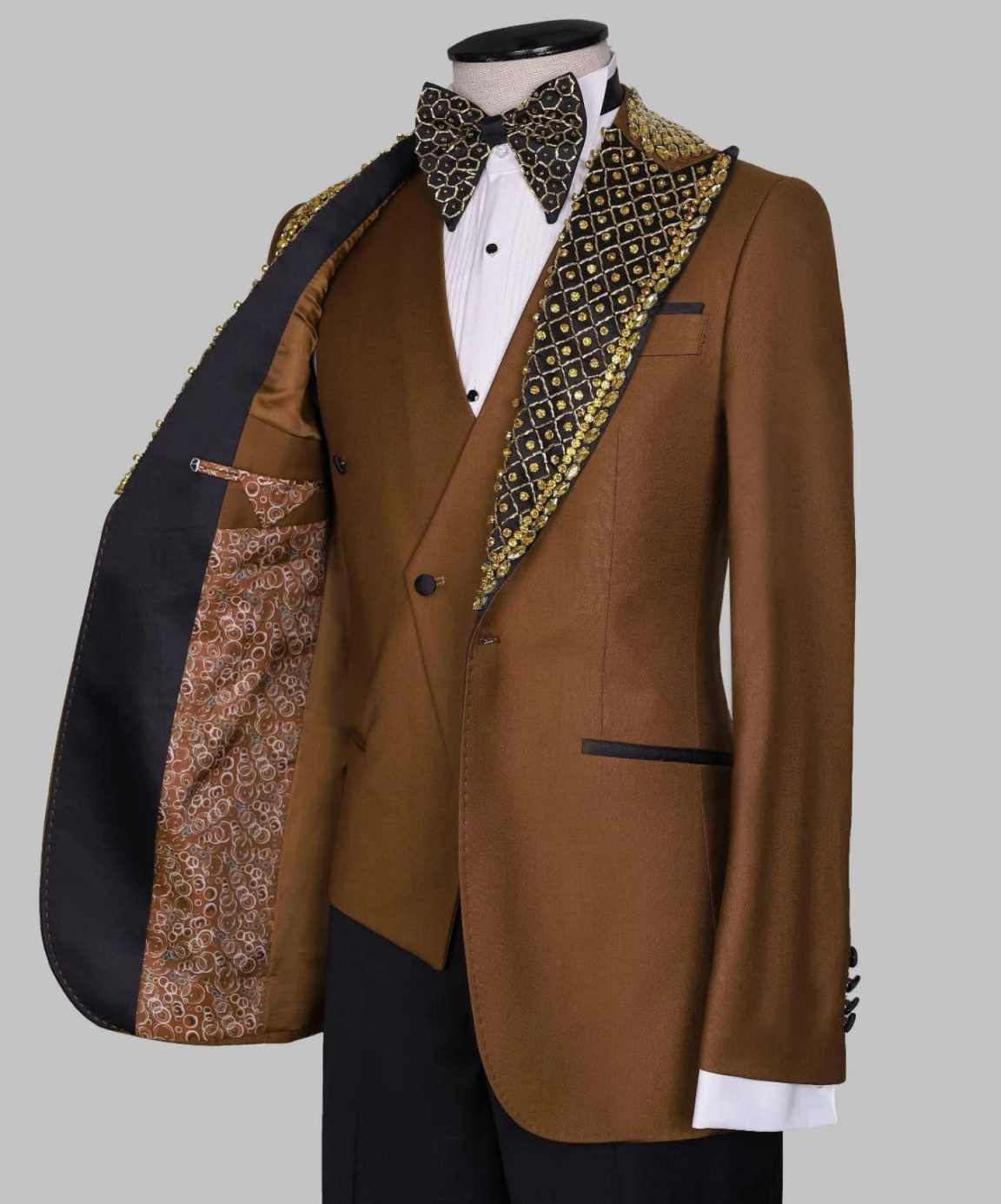 Luxury Wedding Groom Tuxedo 3 Pieces Blazer Pants Vest Crystal Beading Men Fashion Banquet Formal Occasion Suit Custom Made