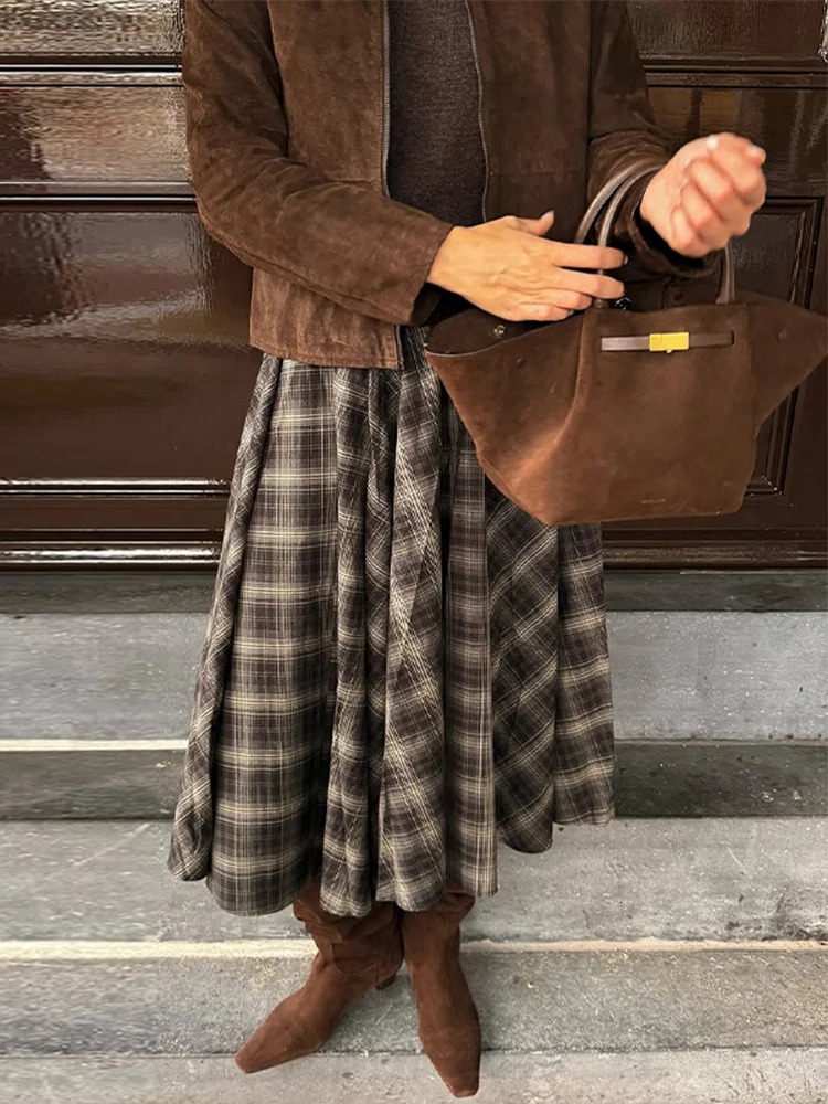 GrayBrown Plaid ALine Midi Skirt High Waist Pleated Autumn Fashion Retro Women Bottoms Preppy Causal Elegant Lady 251017