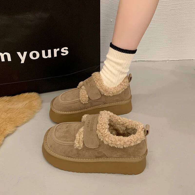 Warm Lamb Wool Cotton Padded Shoes Women New Flat Thicken Plush Winter Woman Non Slip Thick Bottom Ankle Snow Boots