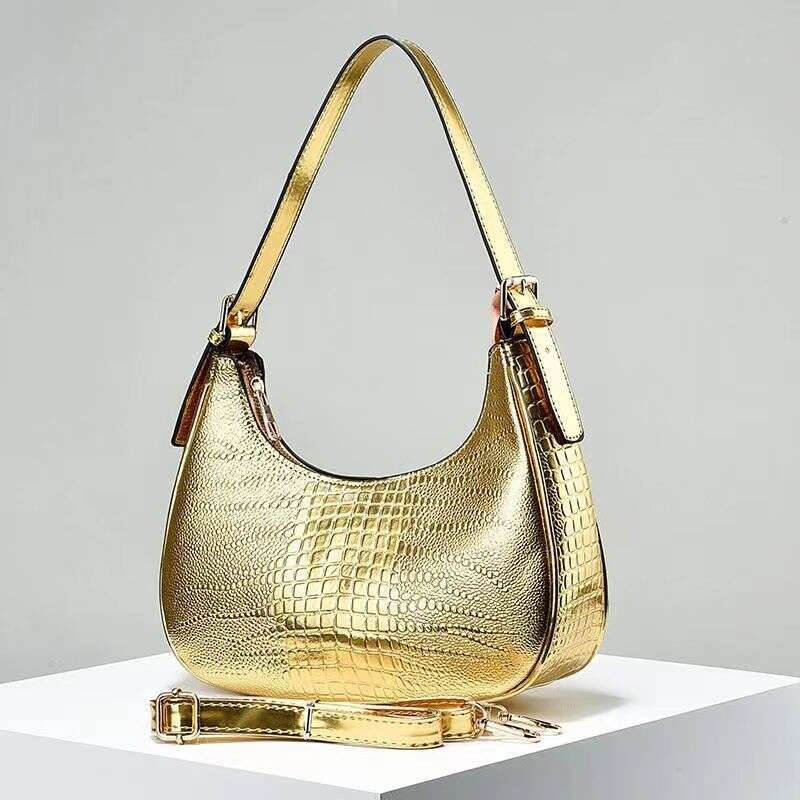 New Autumn Winter Fashion Versatile High-Quality Texture Niche Dumpling Bright Handheld Crossbody Bag for Women