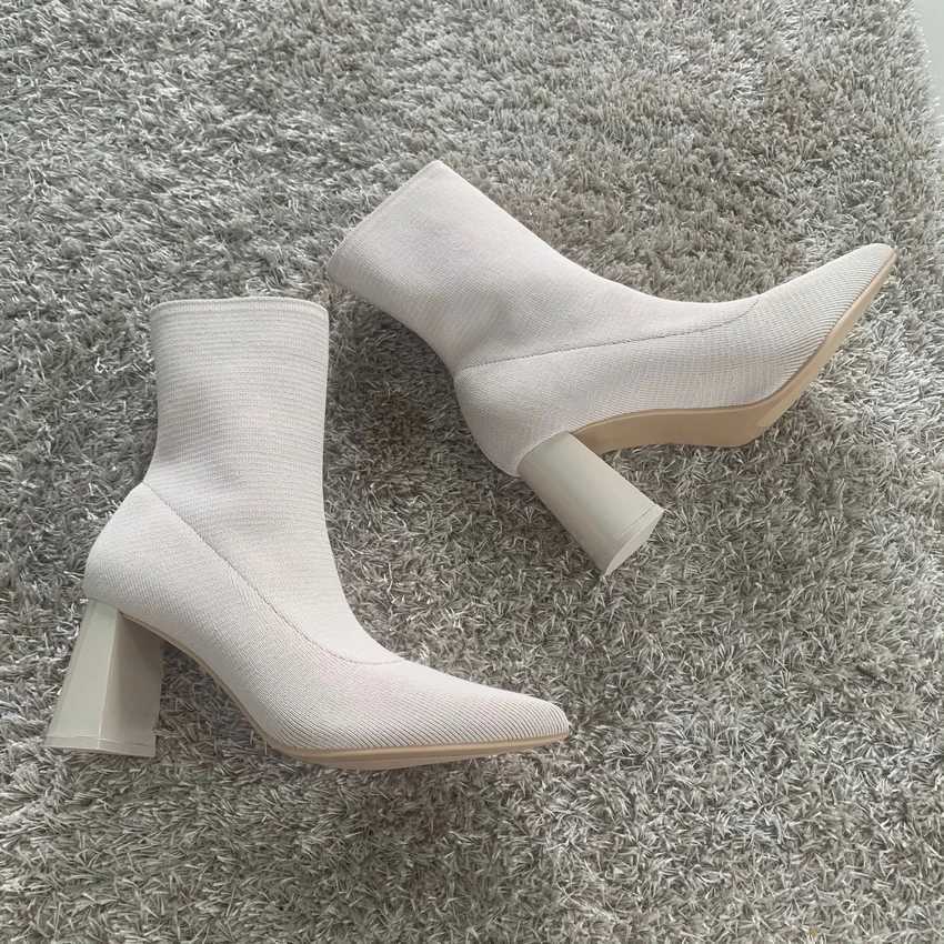 2025 Autumn Winter Knitted Stretch Fabric Socks Boots Women Low Heel Short Boots Pointed Toe Female Ankle Booties Size 42 W251024