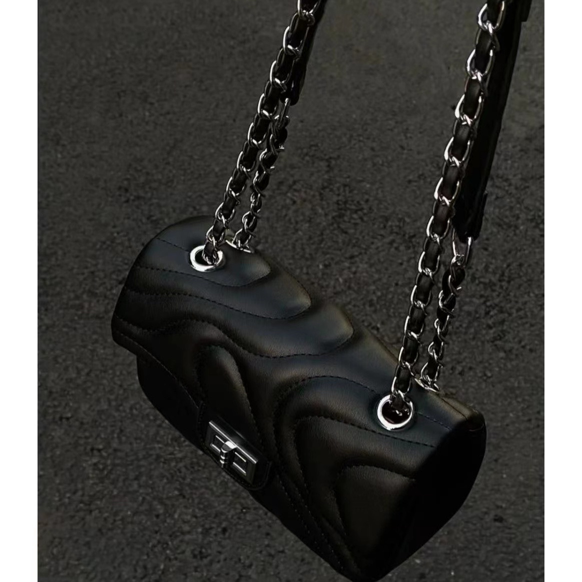 Luxury Brand Designer Bag 2024 Summer Quilted Chain Women's Bag High-End Fashion Versatile Women's Bag Single Shoulder Crossbody Small Squar
