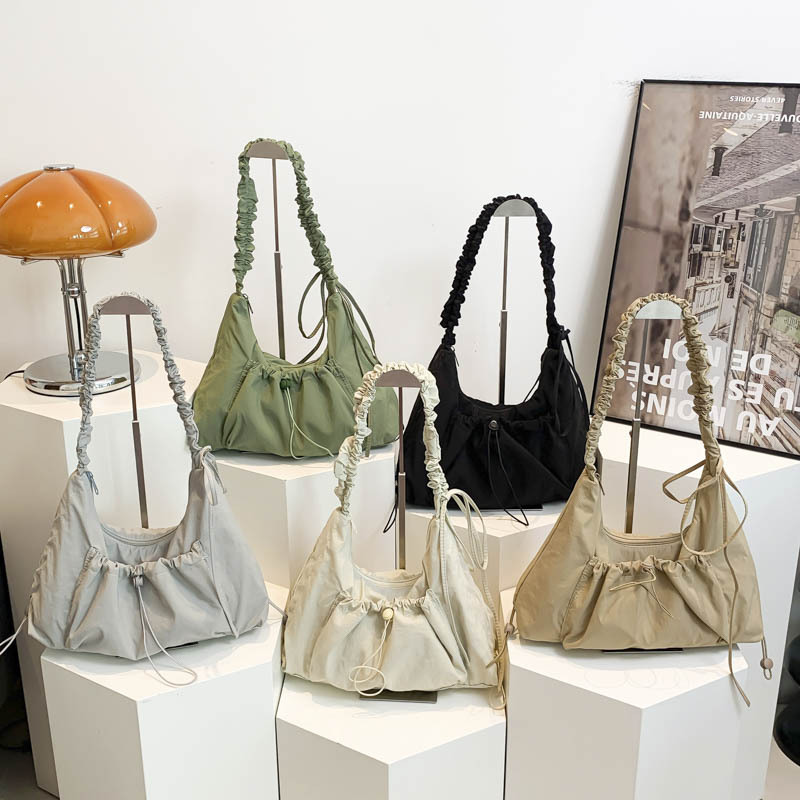 Lightweight Crossbody Bag Large-capacity Single-shoulder Bag Urban Simple Bag