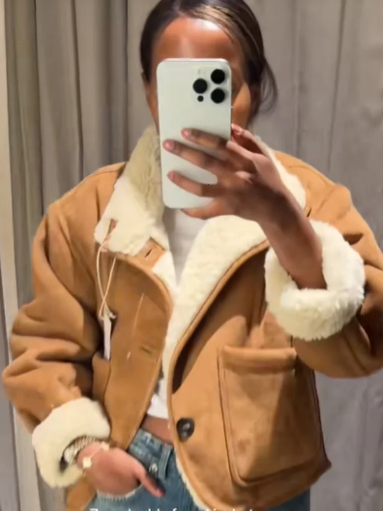 Casual Reversible Lamb Wool Coat Women Stand Collar Single Breasted Pocket Loose Short Warm Jacket Lady Commute Office Jackets 251021