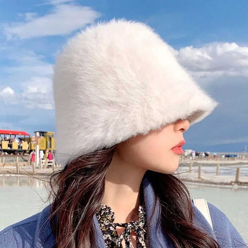 Outdoor Plush Bucket Hat Furry Warm Panama Hat Winter Soft Basin Sun Cap for WomenL251024