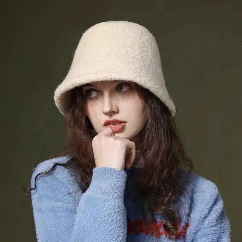 Lamb Wool Bucket Hat Classic Simple Warm Wool Lamb Fishmen Caps Fashionable Dome Hats For Women Autumn Winter Panama CapL251024