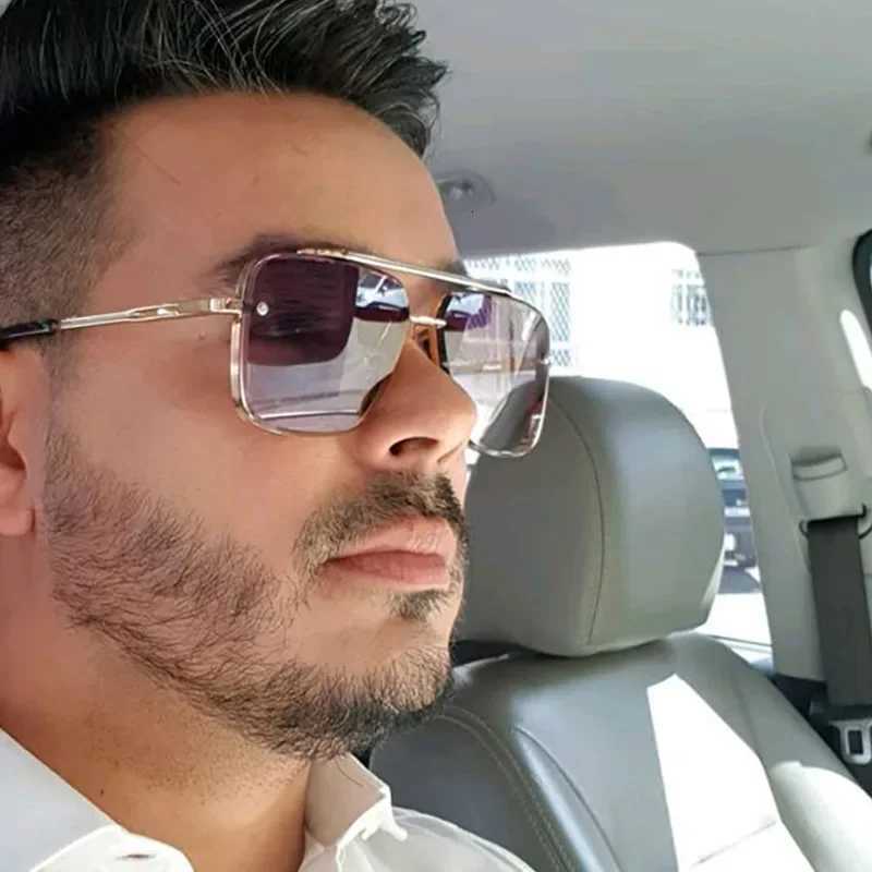 New Fashion Classic Square Sunglasses Cool Men Vintage Brand Design Metal Sun Glasses Women Shades UV400 Oculos De SolT251024