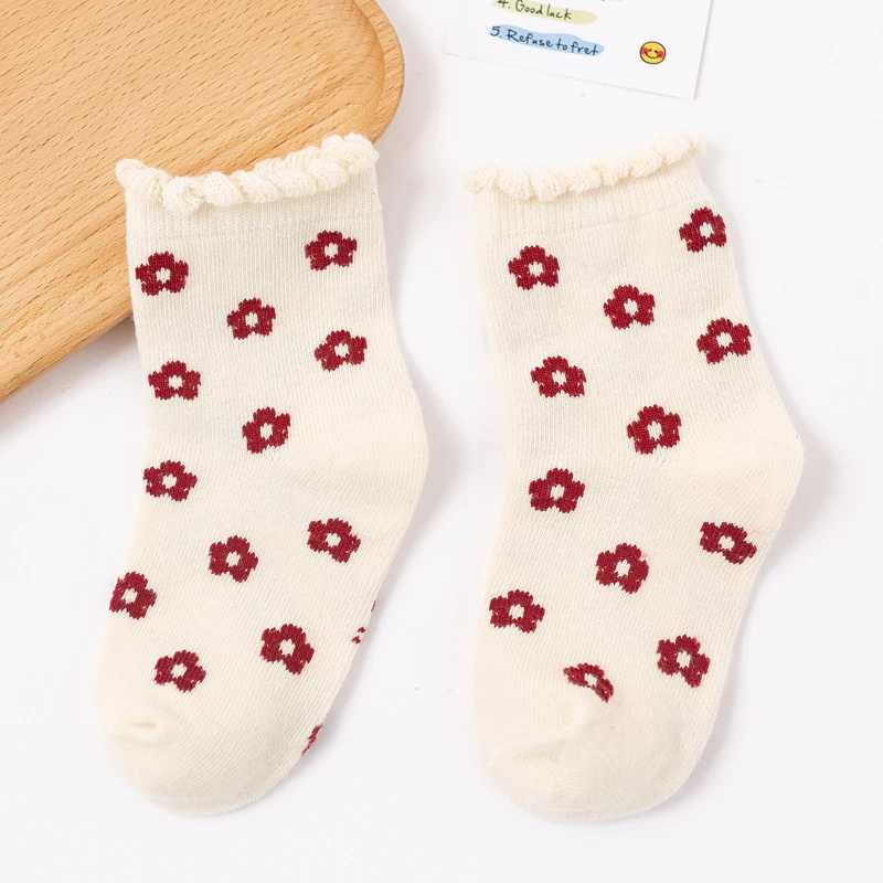 5 PairsLot Socks Girl Pure Cotton Spring and Autumn Childrens Mid Cap Girl Baby Princess Ladies Socks 26 Years J251024