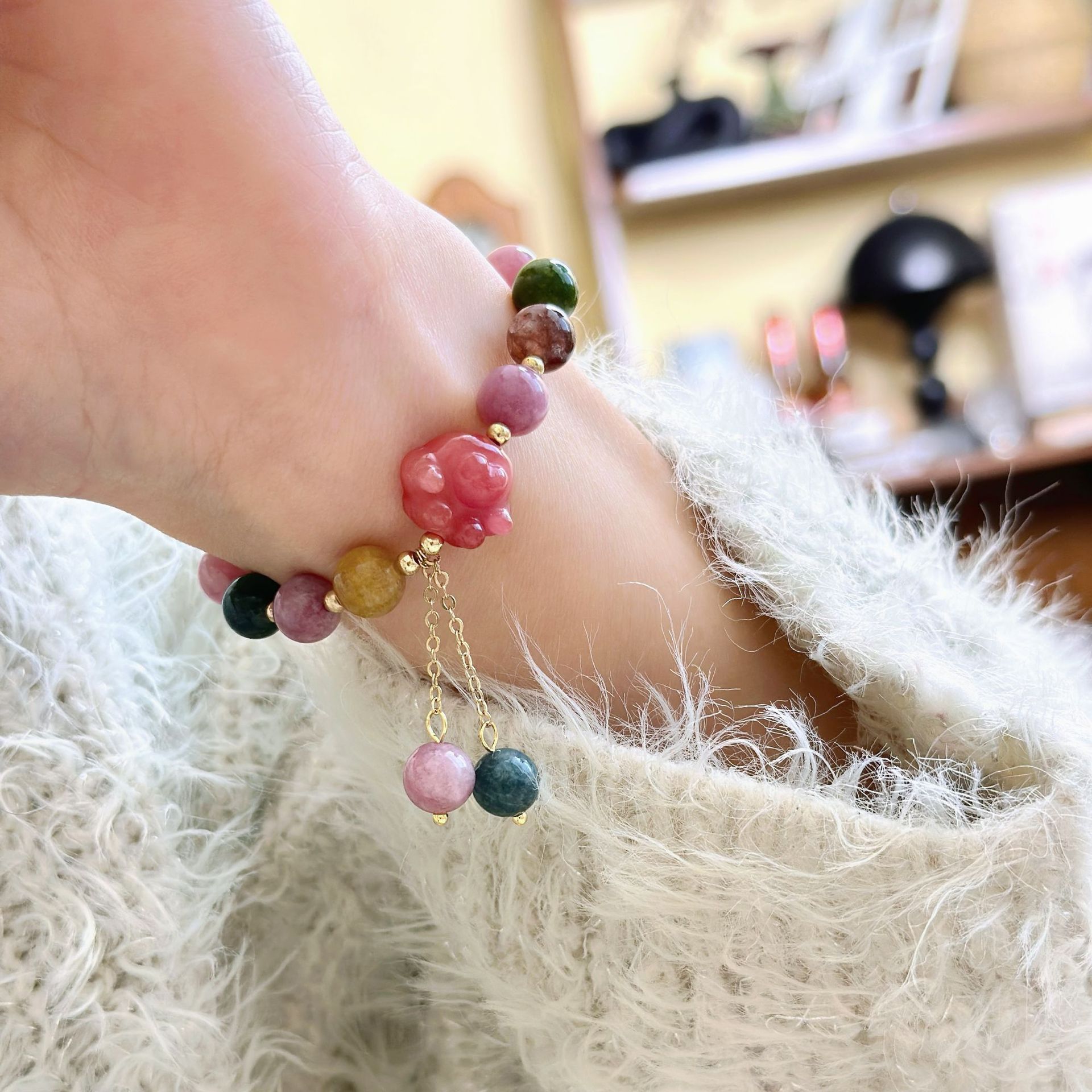 Natural Strawberry Quartz Cat Claw Bracelet - Single Strand Tourmaline Beads