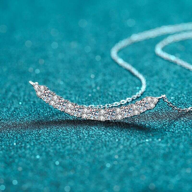 DHCollections-- XDY Sier Smile Necklace Moissanite Choker Fashion Simple Korean Style Jewelry