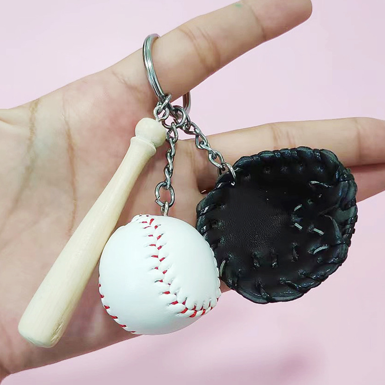 Creative Baseball Keychain Bag Charm Baseball 3-Piece Gift Set Fashionable Couple Small Gift Pendant Accessory 2025