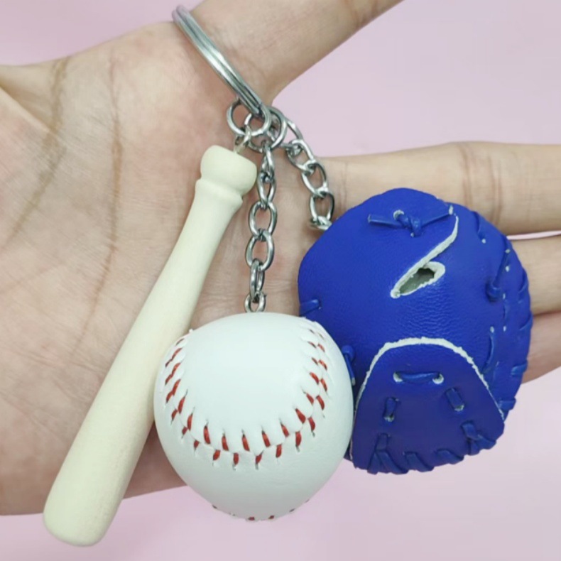 Creative Baseball Keychain Bag Charm Baseball 3-Piece Gift Set Fashionable Couple Small Gift Pendant Accessory 2025