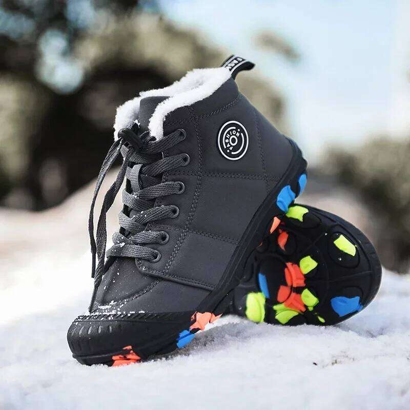 New Kids Hiking Shoes Non-Slip Boys Winter Sneakers Warm Plus Fur Teenagers Sport Trekking Shoe For Girls High Top Boots
