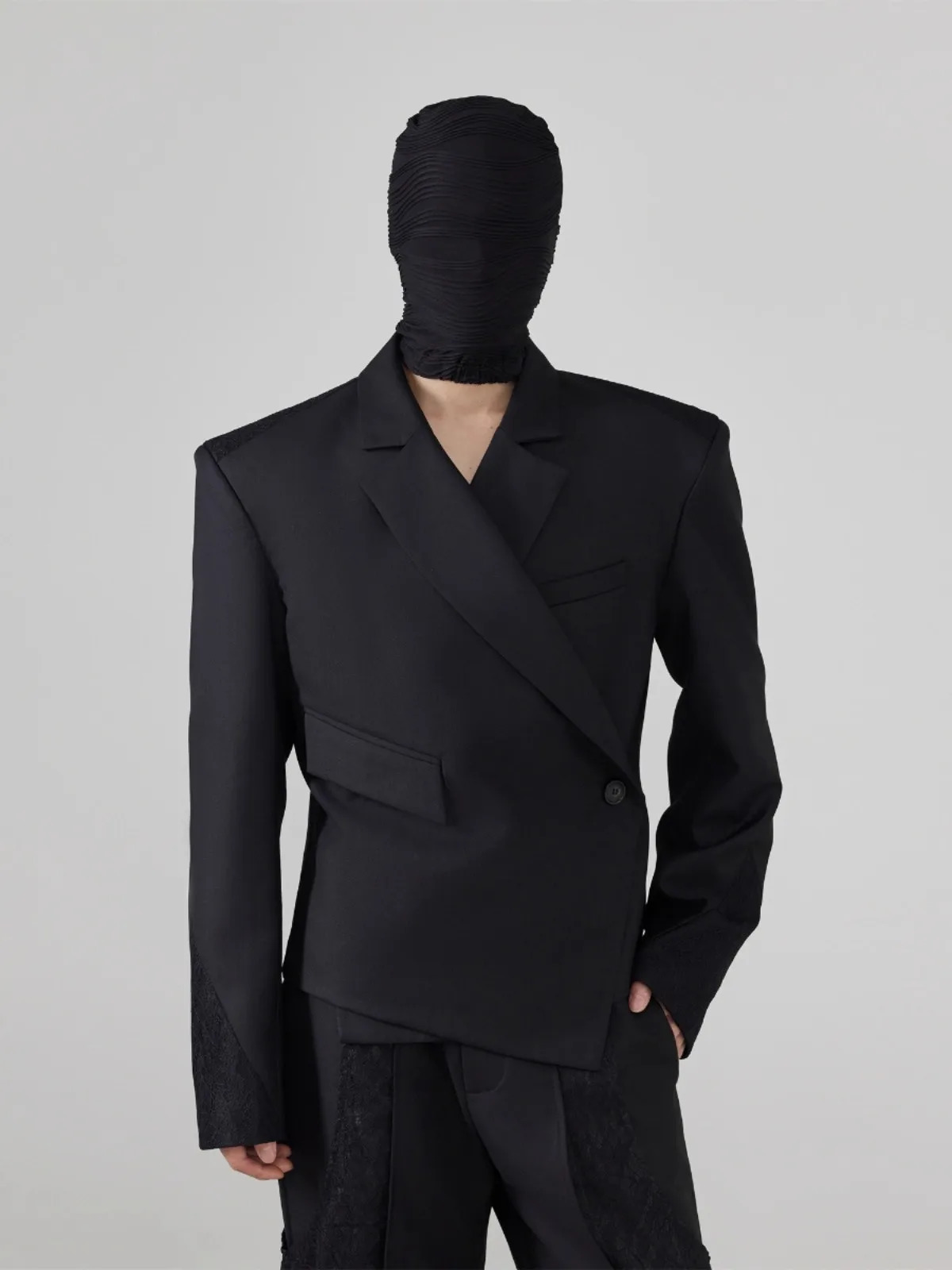 Mauroicardi Autumn Short Black Fitted Asymmetrical Blazers for Men Shoulder Pads Single Button Elegant Clothes 251023